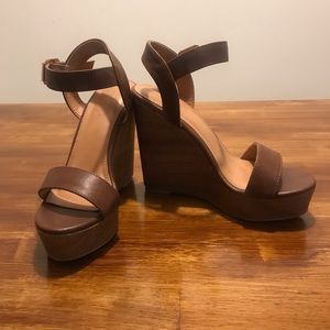 Charlotte Russe Chestnut Brown Wedges